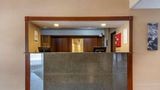 <b>Quality Inn & Suites Warren Lobby</b>. Images powered by <a href="https://iceportal.shijigroup.com/" title="IcePortal" target="_blank">IcePortal</a>.