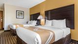 <b>Quality Inn & Suites Warren Room</b>. Images powered by <a href="https://iceportal.shijigroup.com/" title="IcePortal" target="_blank">IcePortal</a>.