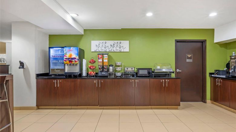 <b>Sleep Inn Carolina First Center Restaurant</b>. Images powered by <a href="https://iceportal.shijigroup.com/" title="IcePortal" target="_blank">IcePortal</a>.