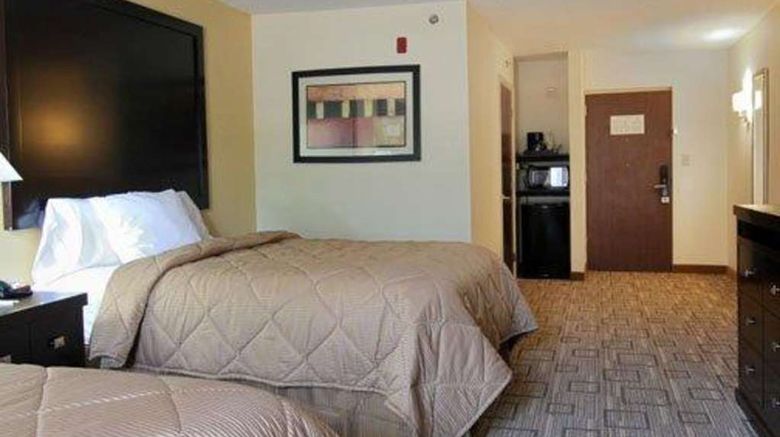 <b>Quality Inn & Suites Greenvile Room</b>. Images powered by <a href="https://iceportal.shijigroup.com/" title="IcePortal" target="_blank">IcePortal</a>.