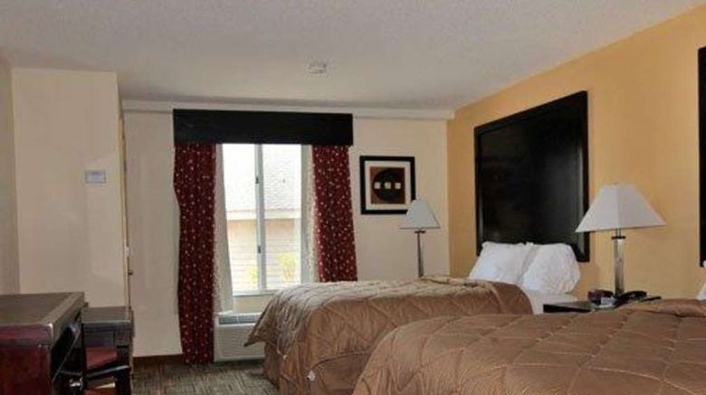 <b>Quality Inn & Suites Greenvile Room</b>. Images powered by <a href="https://iceportal.shijigroup.com/" title="IcePortal" target="_blank">IcePortal</a>.