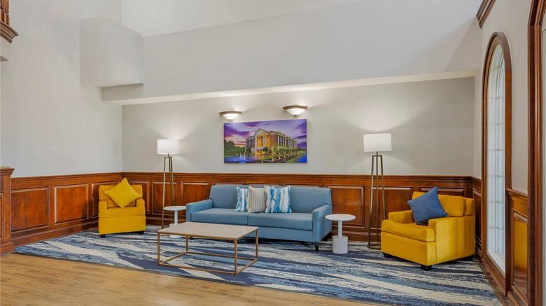 <b>Comfort Suites Sumter Lobby</b>. Images powered by <a href="https://iceportal.shijigroup.com/" title="IcePortal" target="_blank">IcePortal</a>.