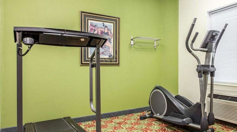 <b>Sleep Inn Columbia Health</b>. Images powered by <a href="https://iceportal.shijigroup.com/" title="IcePortal" target="_blank">IcePortal</a>.