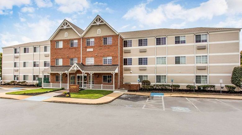 <b>MainStay Suites Greenville Airport Exterior</b>. Images powered by <a href="https://iceportal.shijigroup.com/" title="IcePortal" target="_blank">IcePortal</a>.