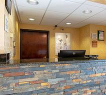 Quality Inn & Suites Richburg Lobby