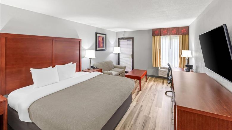 <b>Quality Inn & Suites Richburg Suite</b>. Images powered by <a href="https://iceportal.shijigroup.com/" title="IcePortal" target="_blank">IcePortal</a>.