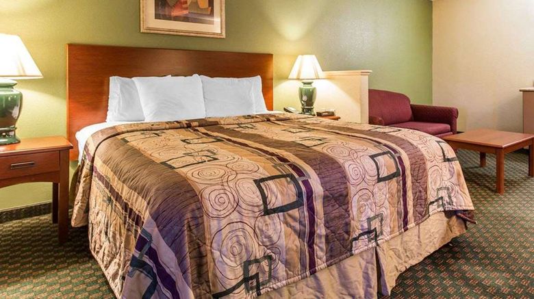 <b>Sleep Inn Suite</b>. Images powered by <a href="https://iceportal.shijigroup.com/" title="IcePortal" target="_blank">IcePortal</a>.