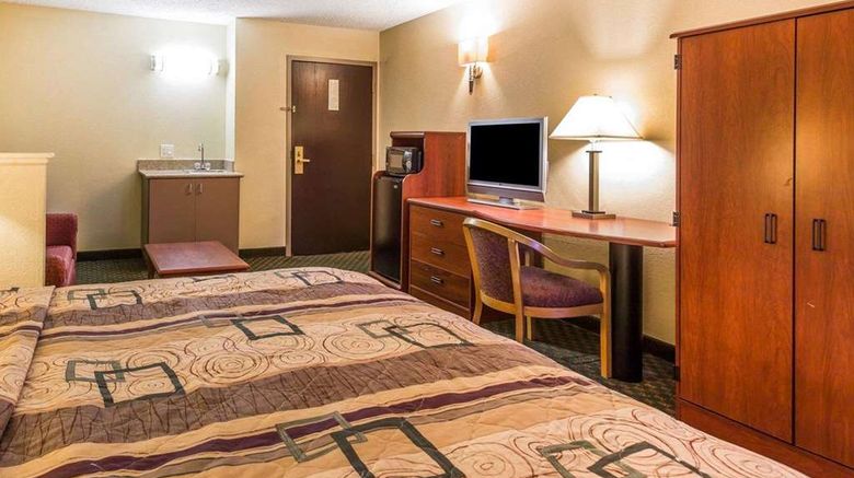 <b>Sleep Inn Suite</b>. Images powered by <a href="https://iceportal.shijigroup.com/" title="IcePortal" target="_blank">IcePortal</a>.
