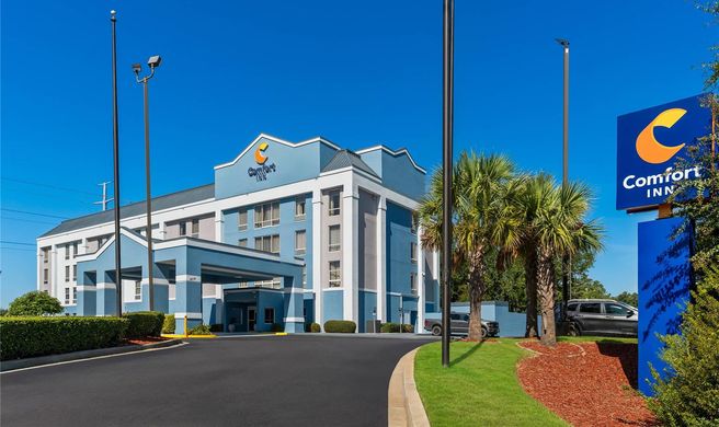 Comfort Inn Exterior