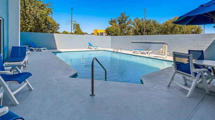 Comfort Inn Pool