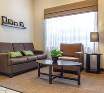 Sleep Inn & Suites Lobby