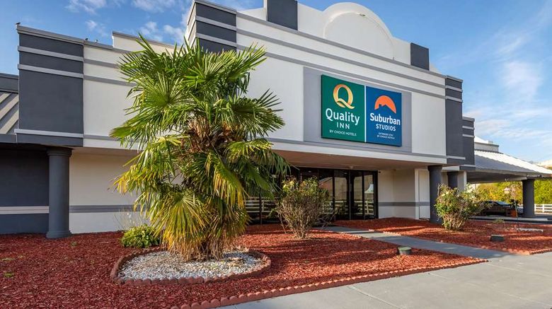 <b>Quality Inn & Suites Exterior</b>. Images powered by <a href="https://iceportal.shijigroup.com/" title="IcePortal" target="_blank">IcePortal</a>.