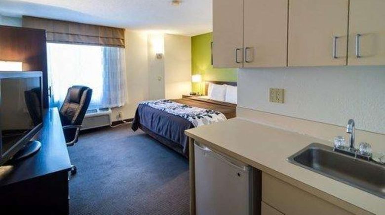 <b>Sleep Inn Columbia Airport Suite</b>. Images powered by <a href="https://iceportal.shijigroup.com/" title="IcePortal" target="_blank">IcePortal</a>.