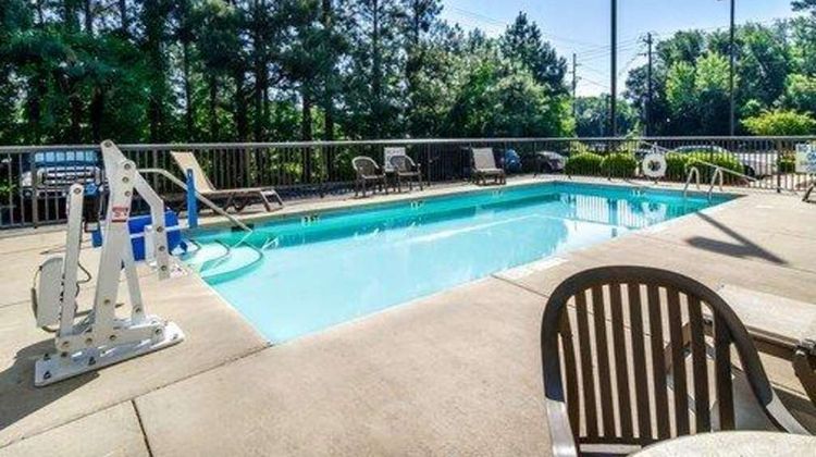 Sleep Inn Columbia Airport Pool