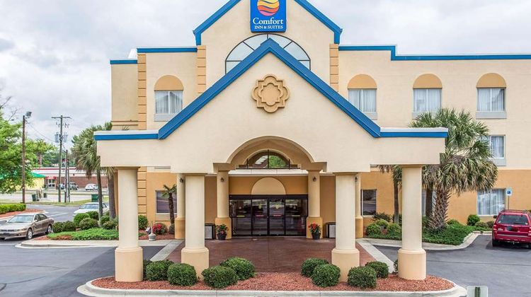 Comfort Inn & Suites Ft Jackson Maingate Exterior