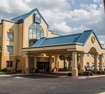 Comfort Inn & Suites Ft Jackson Maingate Exterior
