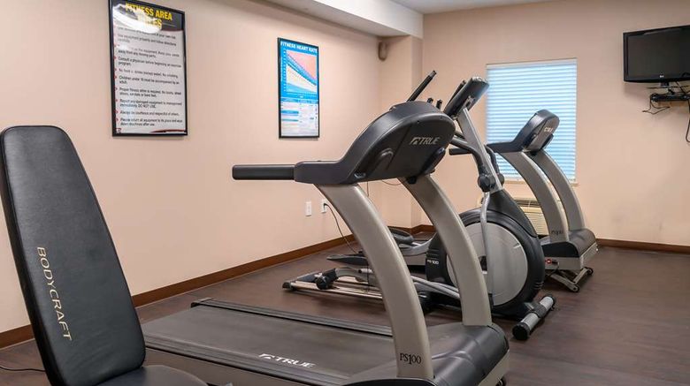 <b>Comfort Inn & Suites Patriots Point Health</b>. Images powered by <a href="https://iceportal.shijigroup.com/" title="IcePortal" target="_blank">IcePortal</a>.