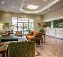 Quality Inn Lobby