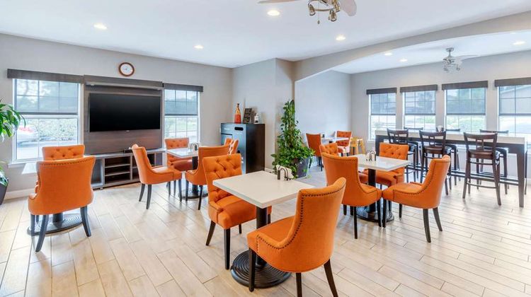 Quality Inn and Suites Lexington Restaurant