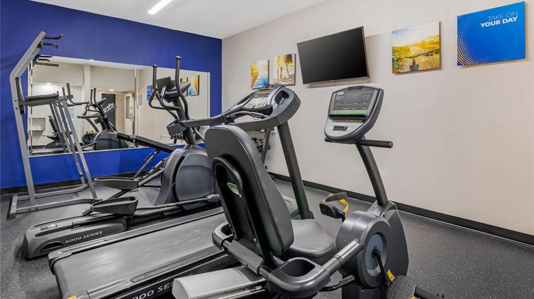 <b>Comfort Inn & Suites Health</b>. Images powered by <a href="https://iceportal.shijigroup.com/" title="IcePortal" target="_blank">IcePortal</a>.