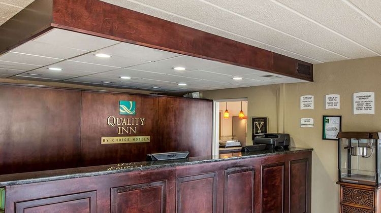 Quality Inn Easley Lobby