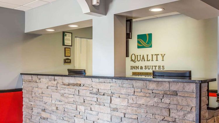 Quality Inn & Suites Aiken Lobby