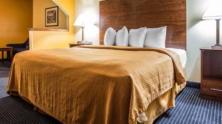 Quality Inn Mullins Suite