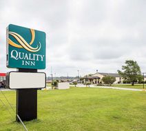 Quality Inn Mullins Exterior