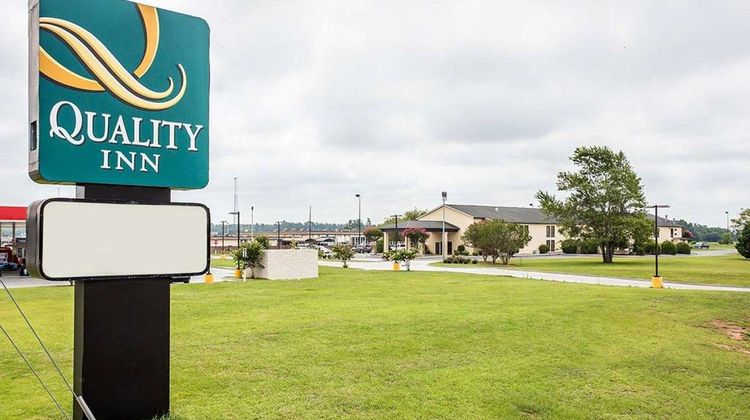 Quality Inn Mullins Exterior
