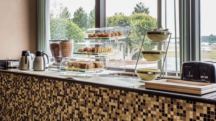 Quality Inn Mullins Restaurant