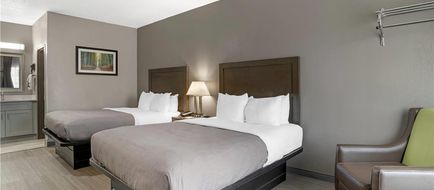 Quality Inn Room