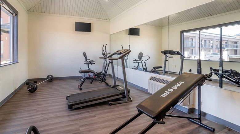<b>Quality Inn Health</b>. Images powered by <a href="https://iceportal.shijigroup.com/" title="IcePortal" target="_blank">IcePortal</a>.