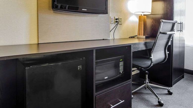 <b>Sleep Inn Walterboro Room</b>. Images powered by <a href="https://iceportal.shijigroup.com/" title="IcePortal" target="_blank">IcePortal</a>.