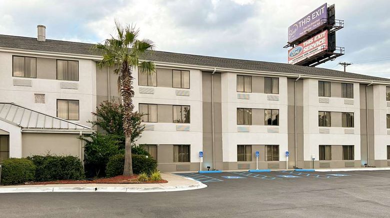 <b>Sleep Inn Walterboro Exterior</b>. Images powered by <a href="https://iceportal.shijigroup.com/" title="IcePortal" target="_blank">IcePortal</a>.