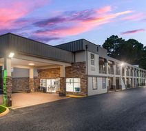 Quality Inn Charleston Exterior
