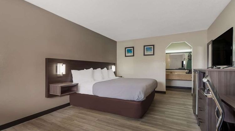 Quality Inn Charleston Room