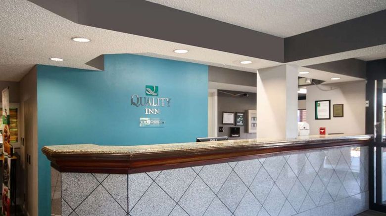 Quality Inn Clinton Lobby. Images powered by <a href="https://iceportal.shijigroup.com" target="_blank" rel="noopener">Ice Portal</a>.
