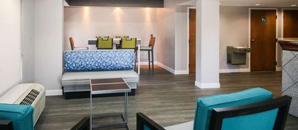 Quality Inn Clinton Lobby