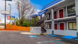 Rodeway Inn & Suites Fort Jackson Exterior