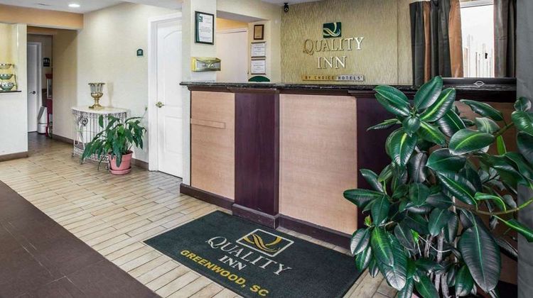 Quality Inn Greenwood Lobby