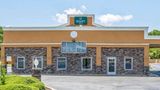 <b>Quality Inn Greenwood Exterior</b>. Images powered by <a href="https://iceportal.shijigroup.com/" title="IcePortal" target="_blank">IcePortal</a>.