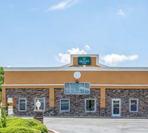 Quality Inn Greenwood Exterior
