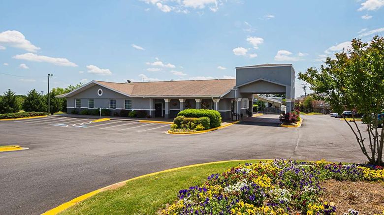 <b>Quality Inn & Suites Haywood Mall Area Exterior</b>. Images powered by <a href="https://iceportal.shijigroup.com/" title="IcePortal" target="_blank">IcePortal</a>.