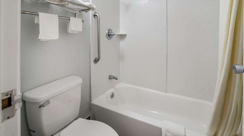 <b>Quality Inn Greer - Greenville Room</b>. Images powered by <a href="https://iceportal.shijigroup.com/" title="IcePortal" target="_blank">IcePortal</a>.