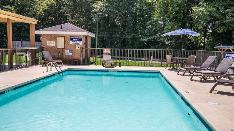 <b>Quality Inn Greer - Greenville Pool</b>. Images powered by <a href="https://iceportal.shijigroup.com/" title="IcePortal" target="_blank">IcePortal</a>.