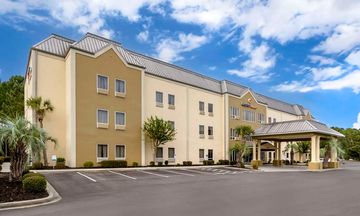 Comfort Suites