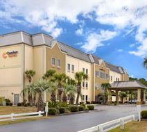 Comfort Suites Exterior