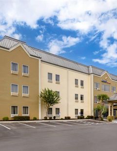 Comfort Suites At The University