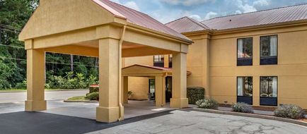Econo Lodge Saint Stephen Exterior