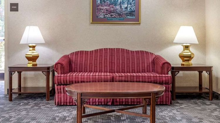 Econo Lodge Saint Stephen Lobby
